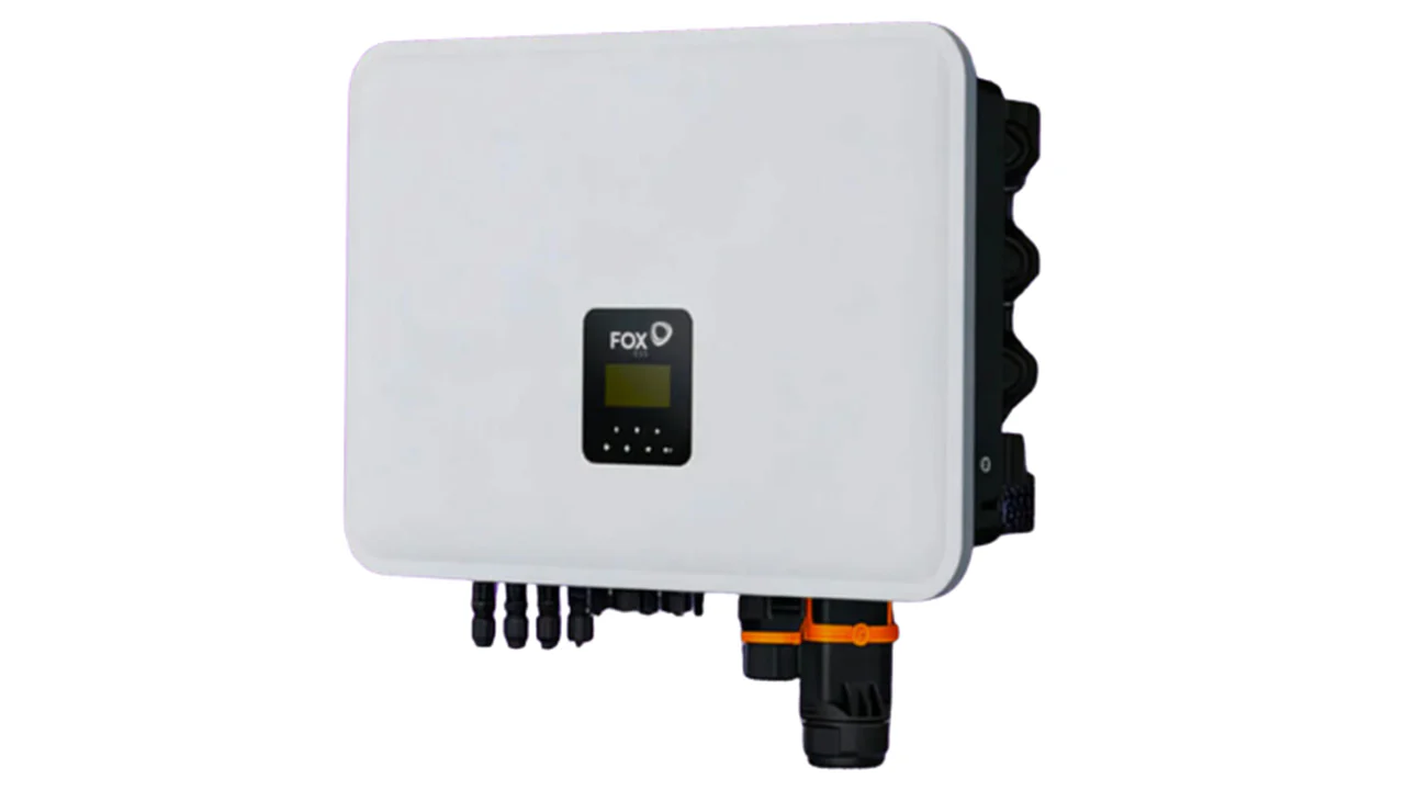 Napelem FOX inverter term&eacute;kk&eacute;p