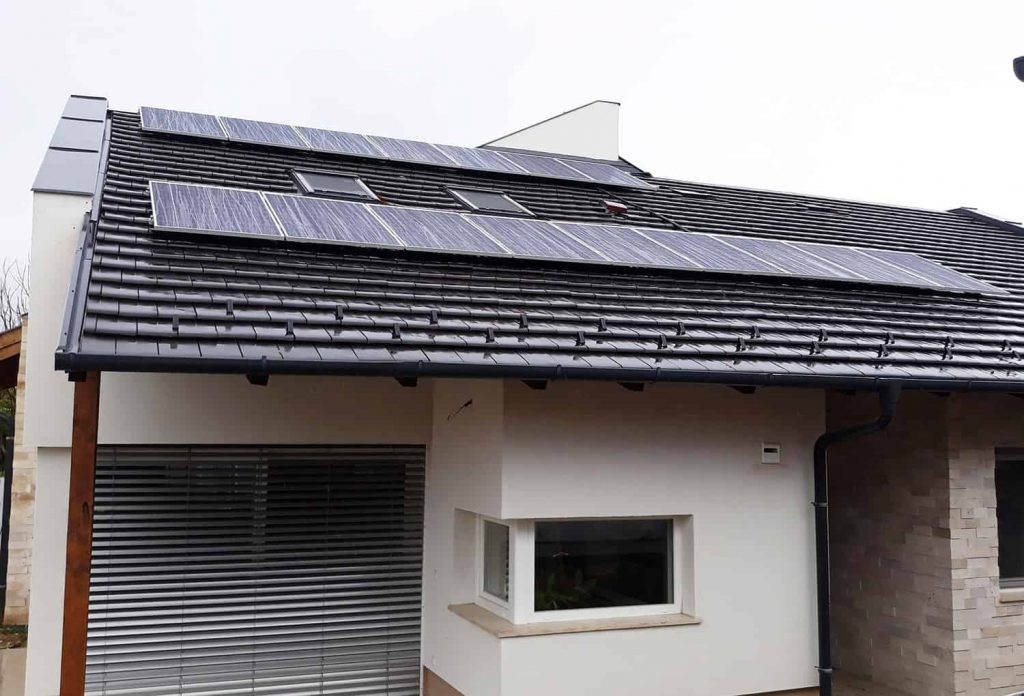 Napelem Telepites Urom 5, Tiszta Energiák Kft.